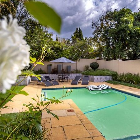 Fleur De Lis Guesthouse Krugersdorp Exterior foto